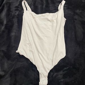 SKIMS SEAMLESS THONG BODYSUIT - XL